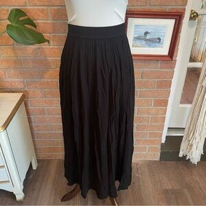 Chaundry Black Cotton Peasant Boho Maxi Skirt